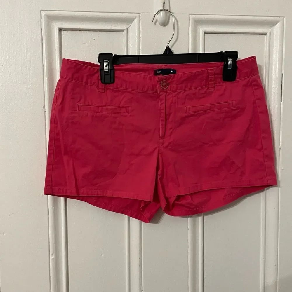 Gap shorts